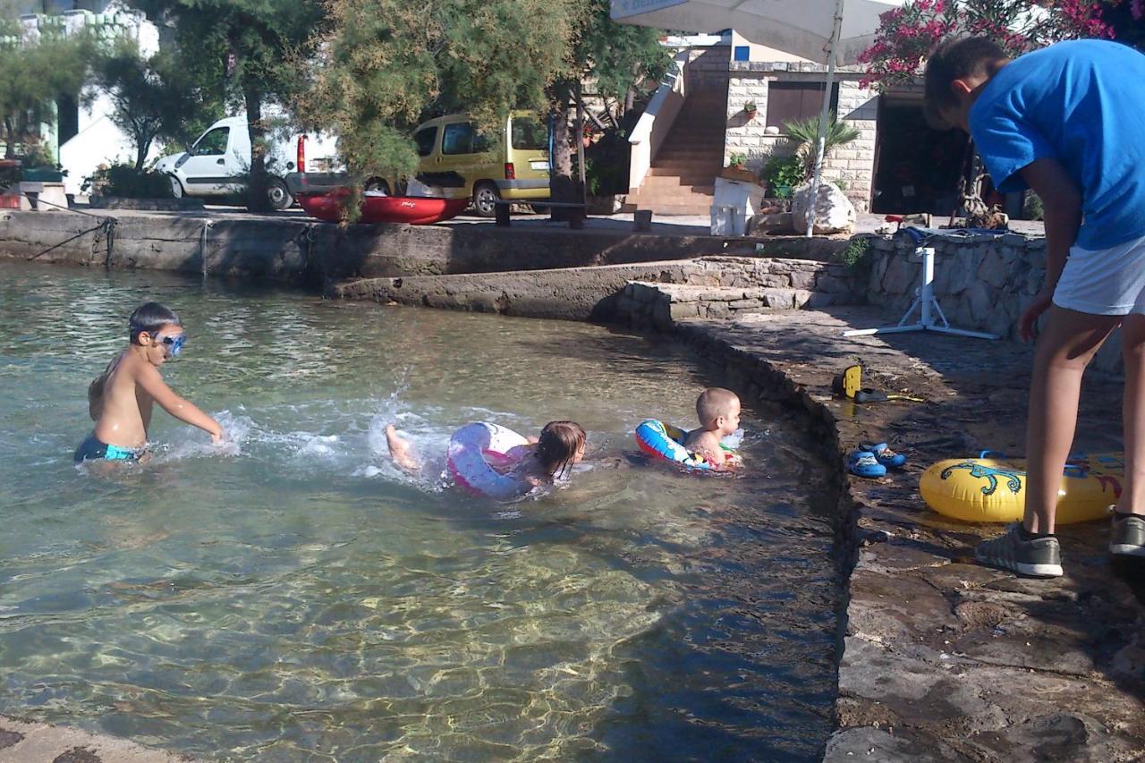 סאלי Apartments By The Sea Zaglav, Dugi Otok - 17788 מראה חיצוני תמונה